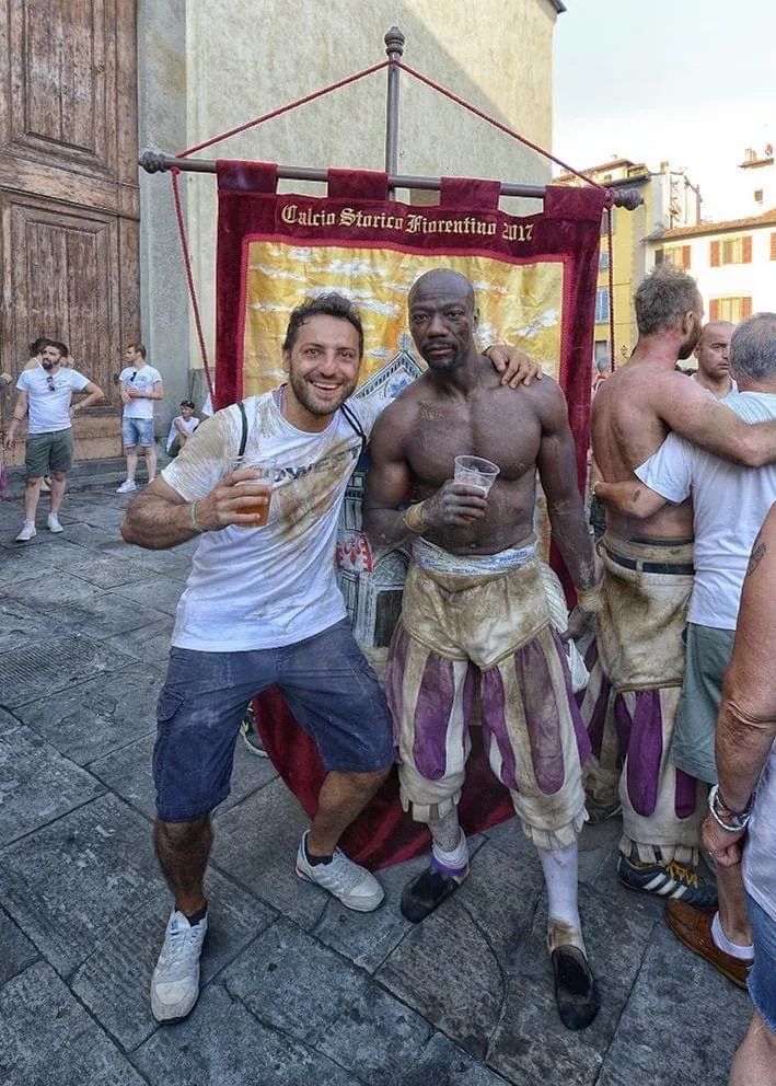 Jacopo Giugni con sportivo professionista